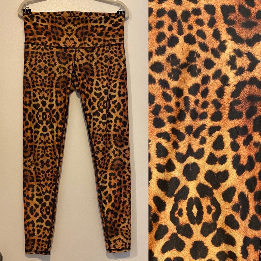 Leopard Hot Pants Large ✨ Made in USA